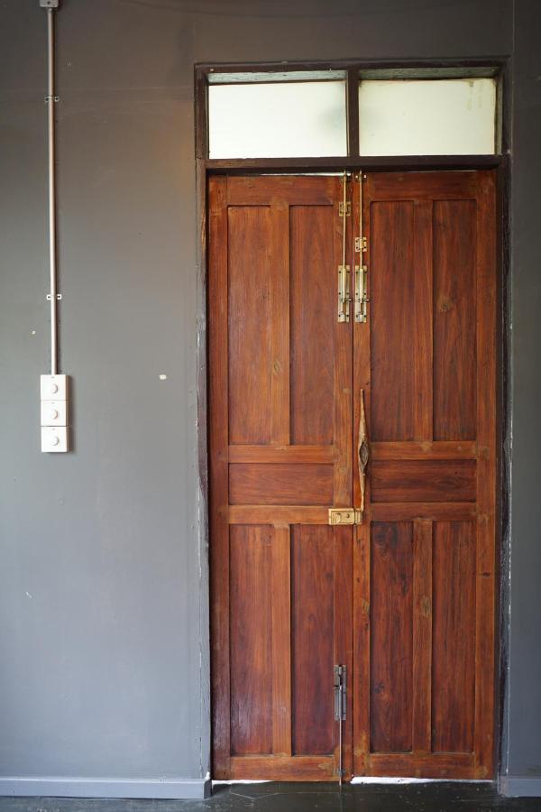 Pickbaan Hostel Lamphun Εξωτερικό φωτογραφία